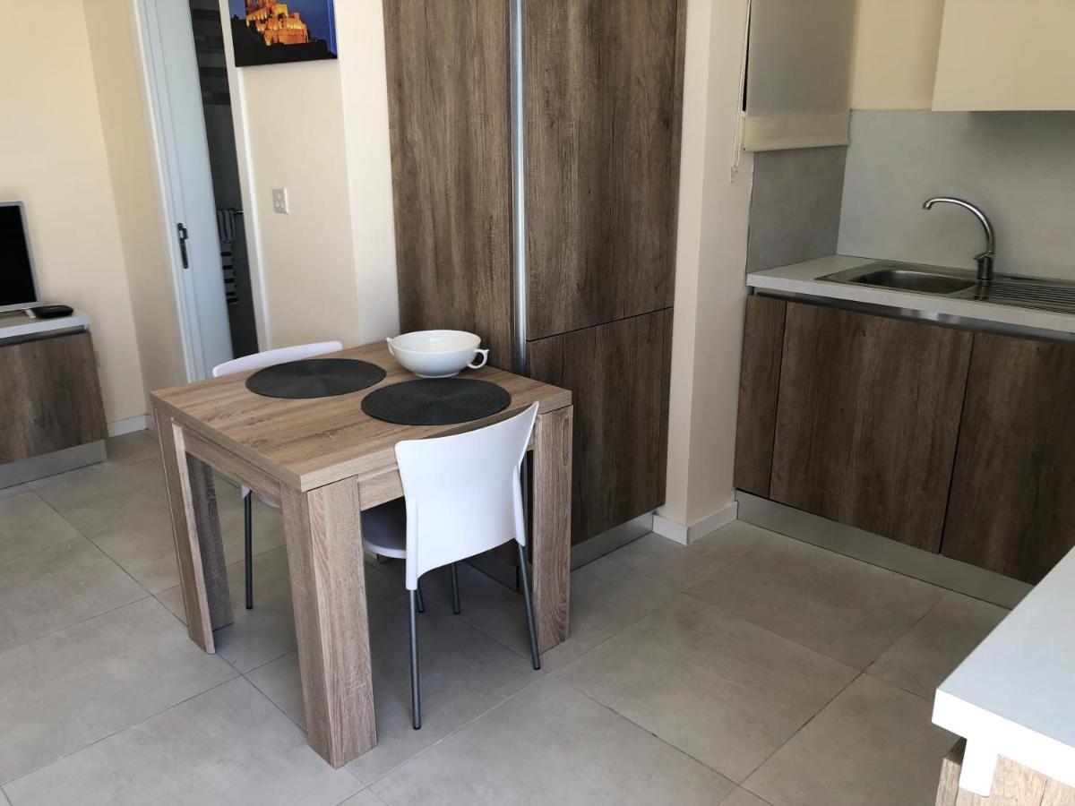 The Sea Across The Road Penthouse 5 * St. Paul's Bay