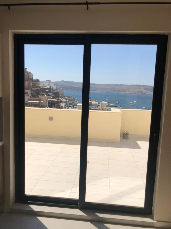The Sea Across The Road Penthouse 5 *